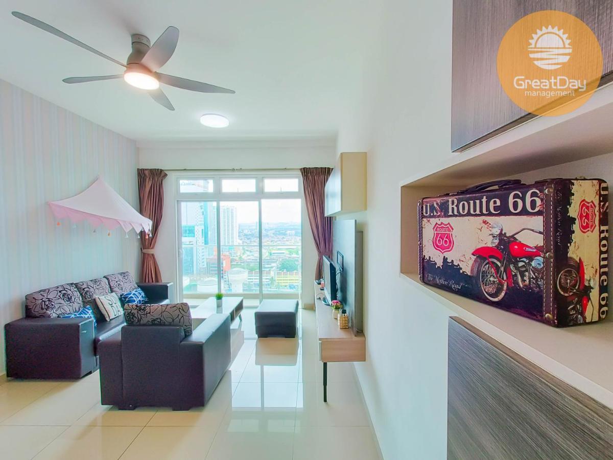 Twin Galaxy By Greatday Apartment Johor Bahru Exterior photo